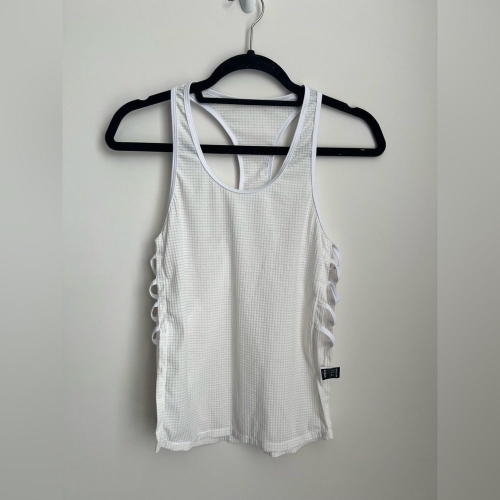 SHEIN Stretch Racerback Tank S